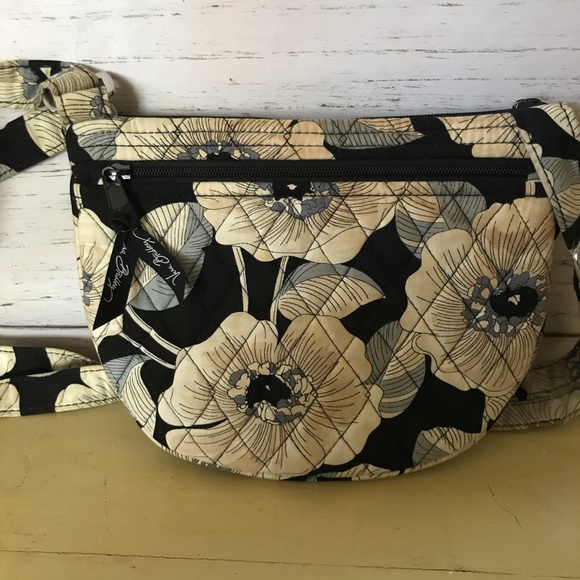 Vera Bradley Retired Lizzy - Picture 2 of 8